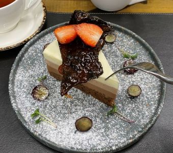 Десерти та солодощі